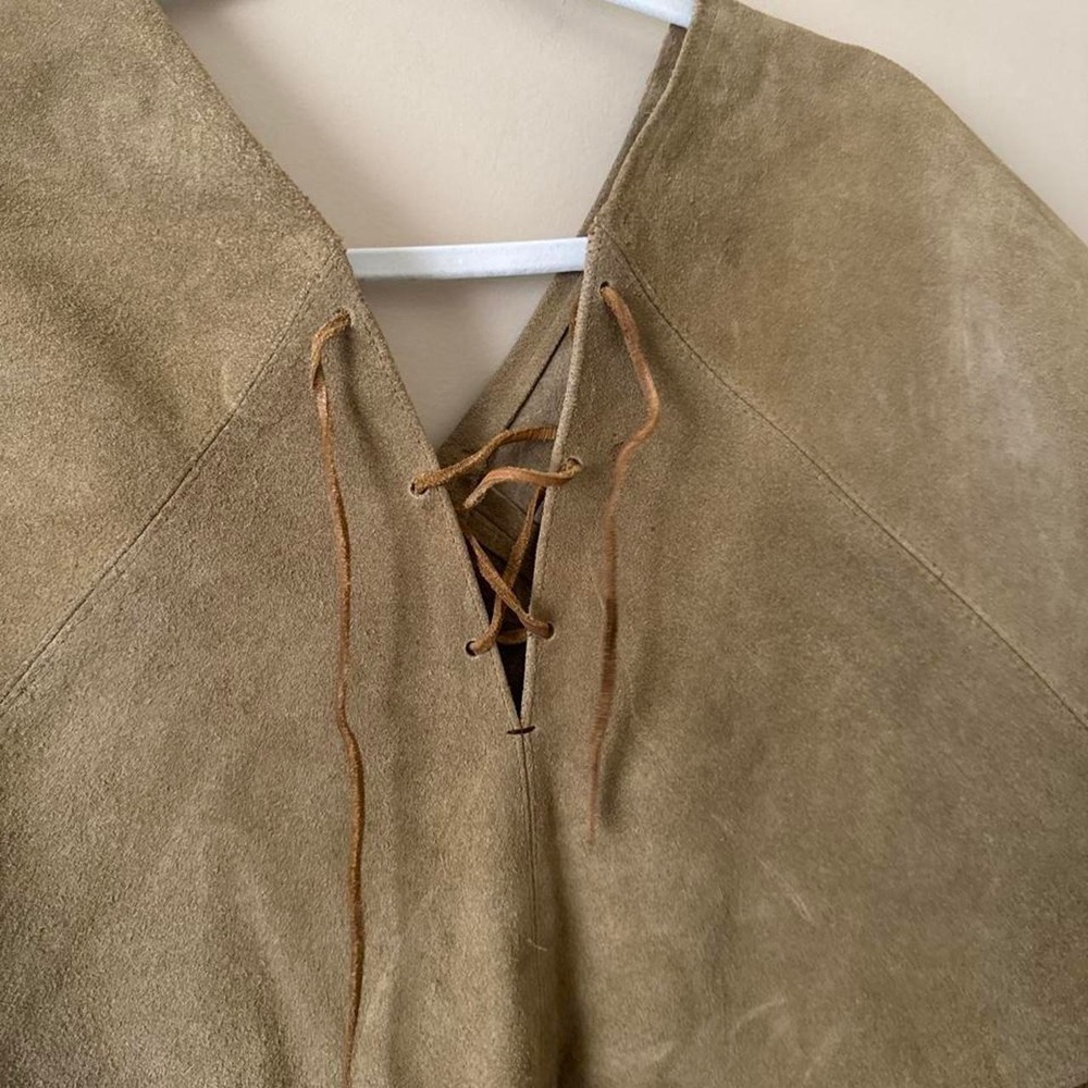 Vintage 70s Suede Genuine Leather Scallop Poncho brown red western prairie boho - Picture 3 of 8